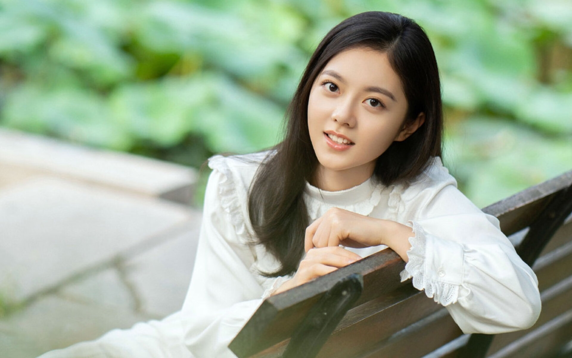 格拉纳达客场挺身而出，豪取三分，格拉纳达介绍