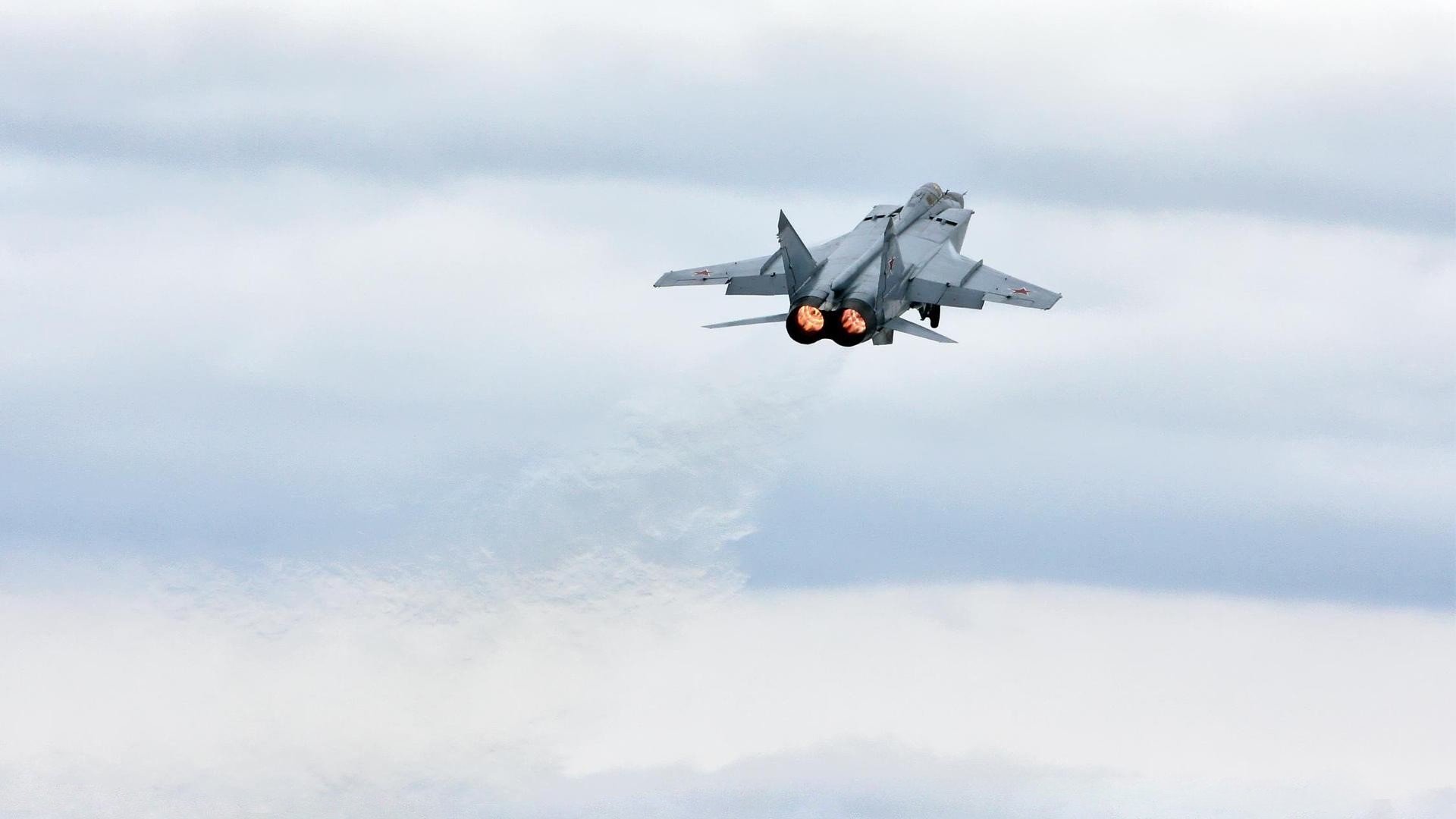 新闻中心揭晓年度创新奖项，创新成果获奖新闻